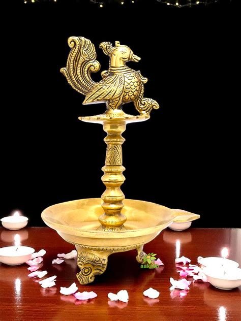 Bird Oil diya stand small size – Ashopi
