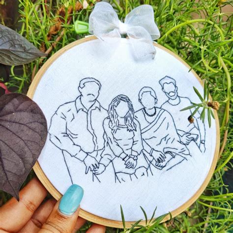 Familial Harmony Hoop – Artsty