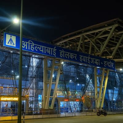 Revolutionizing Brand Visibility The Power Of Airport Advertising In ...