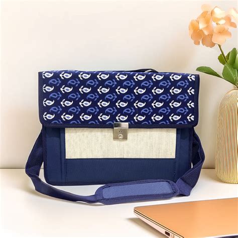 Unisex Eco-Friendly Blue Printed Laptop Bag – Rey Retails