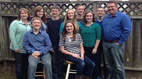 PHOTOS: What the McCaughey Septuplets look like today