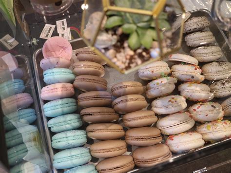 Honey & Butter Macarons at Irvine Spectrum Center — AMANDA N HAMMOND