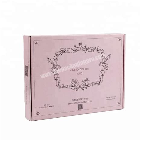 Cardboard Shipping Box 的图像结果