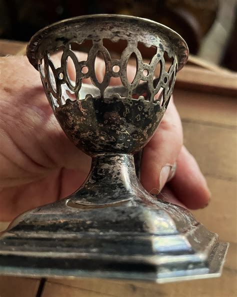 English Silverplate EPNS Hard/Soft Boiled Egg Handled Server/Holder/Cup ...