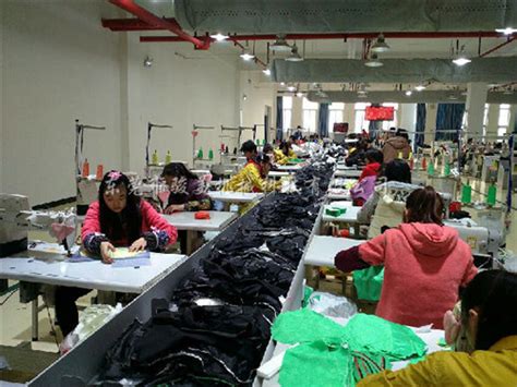 汕头省级外贸转型升级基地（纺织服装）揭牌_腾讯新闻