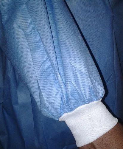 Disposable Hospital Garments & Garment Kits - Disposable Surgical Gown ...