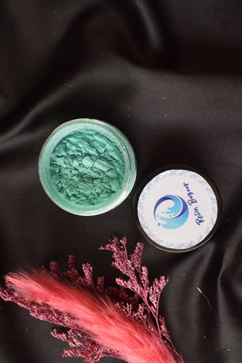 Aquamarine Pearl Pigment (10gm) – Resin Bazaar