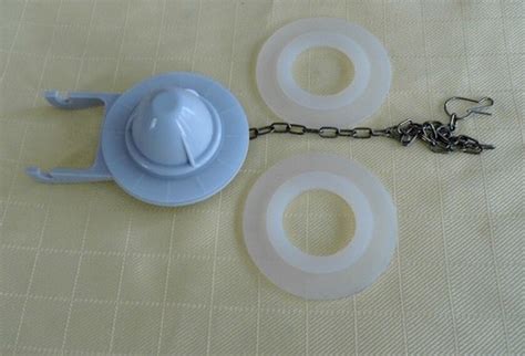 Buy Two Inch Flapper Valve with Two Extra Silicone Seals, Twist off ...