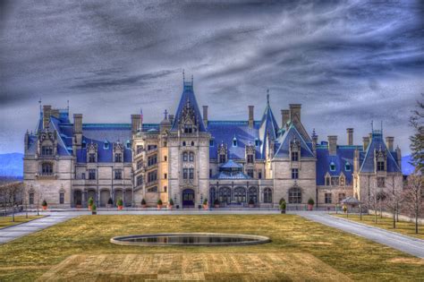 An American Castle, The Biltmore Estate (located in Ashville, NC) | American castles, Usa ...