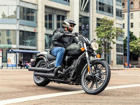 Kawasaki Classics, Cruisers, and Cafes for 2023 | Motorcycle Cruiser