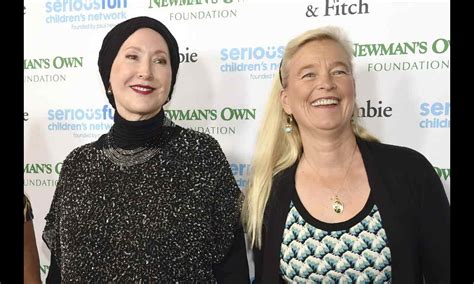 Paul Newman's daughters sue late actor's charity foundation