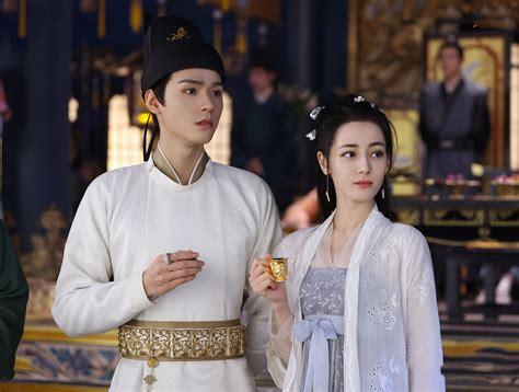 An Le Biography: Han Ye has a concubine and four concubines, Mo Shuang is a side concubine, and ...