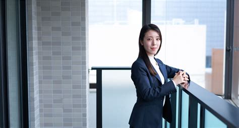 掛け算で成果を生み出す営業推進部の仕事。正解のないテーマにも向き合うやりがいと面白さとは？ ｜ OPENIA（オープニア）