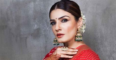 Bollywood Actress Raveena Tandon Allegedly Attacked by Group of Women ...