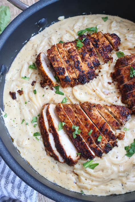 Blackened Chicken Alfredo - Golden Grace Kitchen
