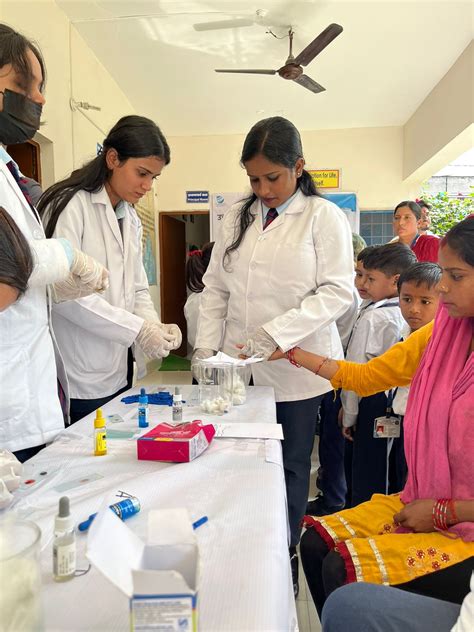 Uttaranchal Institute of Pharmaceutical Sciences organised free health ...