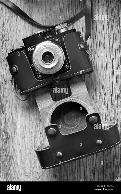 Old Technology Black White 的图像结果