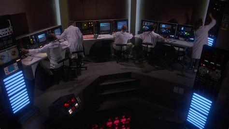 Deep Space (1988) - Backdrops — The Movie Database (TMDB)