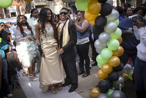 Prom send-off -- Chicago Tribune