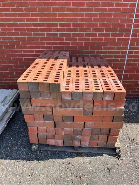 300 Glen-Gery 4x12 utility brick | GovDeals