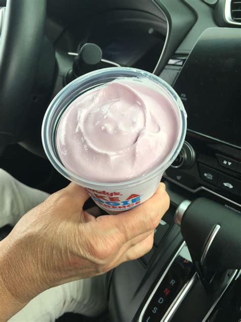 The Triple Berry Frosty at Wendy’s – Go Retire Psychiatrist
