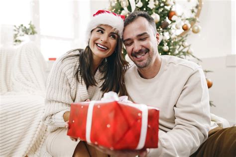 14+ Smart Christmas Gifts For Couples (You Need In Your Life!)