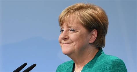 Body Language Angela Merkel 的图像结果