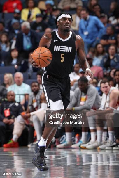 916 Vince Williams Jr Photos & High Res Pictures - Getty Images