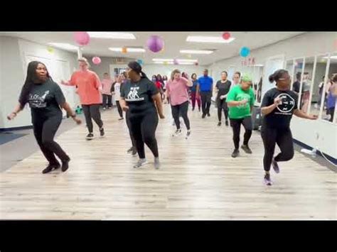 Tutorial Keep On Rolling Line Dance 的图像结果