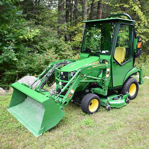 John Deere 1025R tractor cab - Curtis Industries