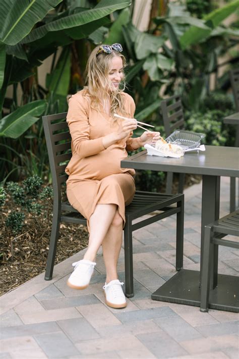 Can you eat sushi while pregnant? List of rolls: | Elisabeth McKnight