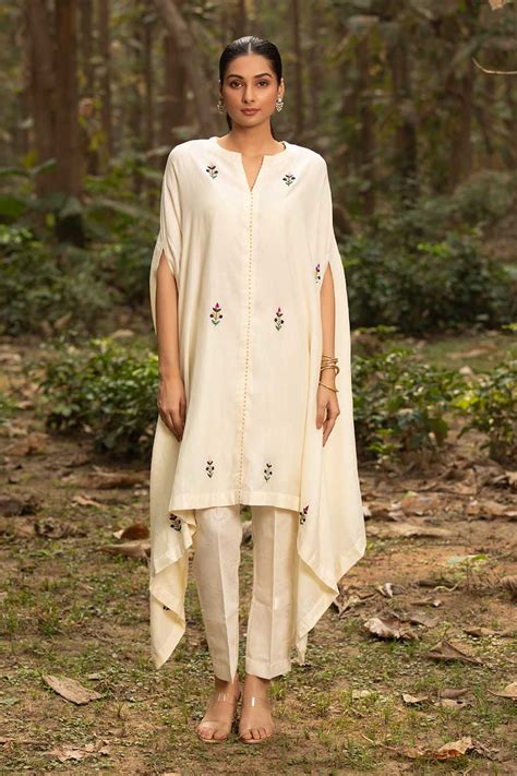 Shop Ivory Floret Resham Embroidered Kaftan Set by RICHA CHHABRA ...