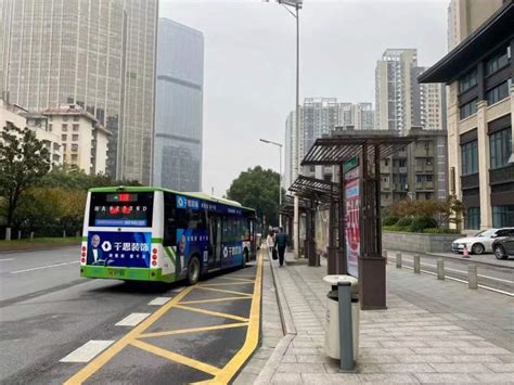 上海这些造型独特的公交站，你都打卡过吗？_澎湃号·政务_澎湃新闻-The Paper