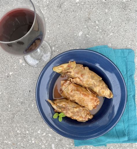 Lahana (Syrian Meat and Rice Cabbage Rolls) – Simply Scrumptious by Sarah