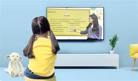 爱奇艺电视果“AI+投屏” 打开儿童在线教育新窗口_科技_环球网