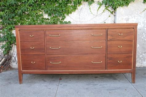 mid century 9 drawer dresser