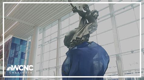 Queen Charlotte statue returns to CLT airport | wcnc.com