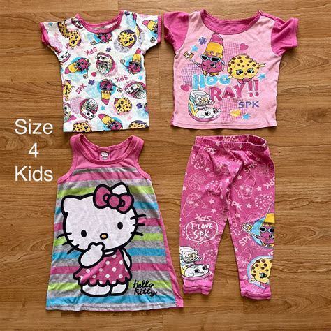 Hello Kitty Nightgown