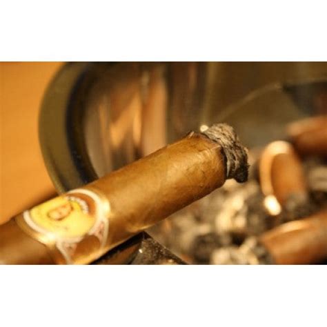 Bolivar Lonsdales (Single Stick) - www.cigarsindia.in