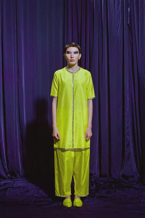 KURTAS – Raw Mango