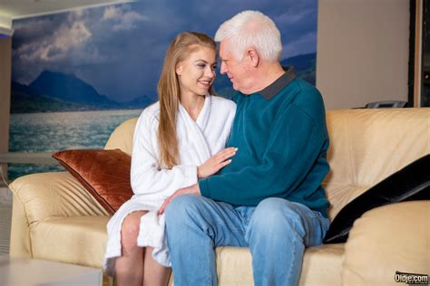 Bonnie Dolce getting closer to Oldje : r/Oldje