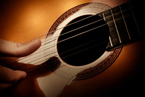 Classical Guitar Strings: Ultimate Guide To Choose The Best Tone