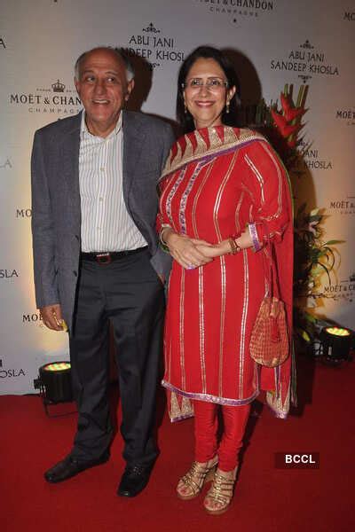 Sunanda Pushkar and Shashi Tharoor at the 25th anniversary of Sandeep ...