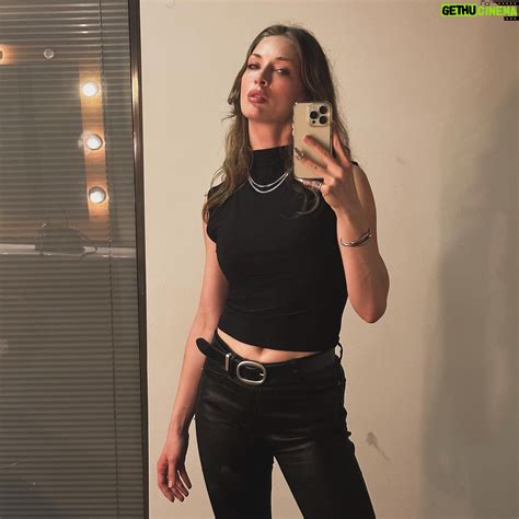 Yasemin Kay Allen Instagram – Ayrıntıda gizlidir. | Gethu Cinema