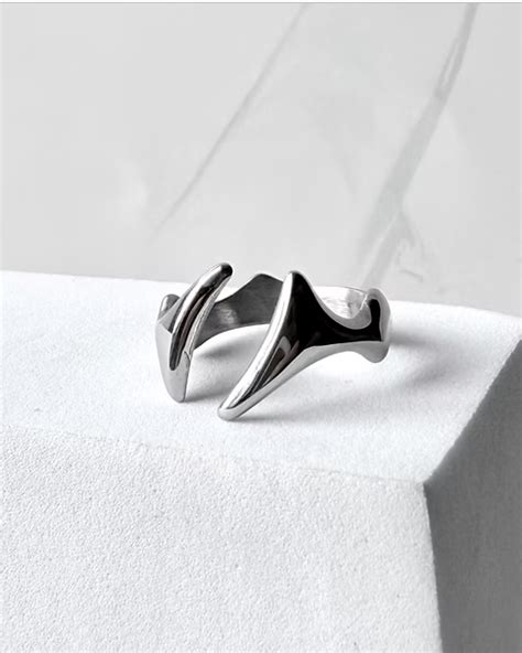 Void Ring – Sicsense