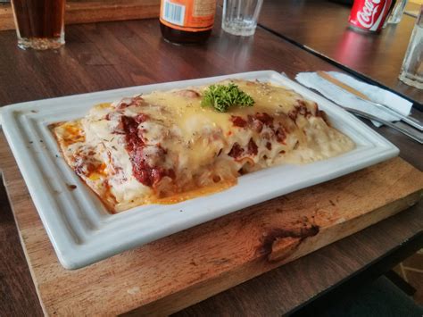 MauDreizehn : House of Lasagna   Restaurant Review  