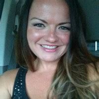 Courtney Bosse - Customer Service Executive/ English Tutor | LinkedIn