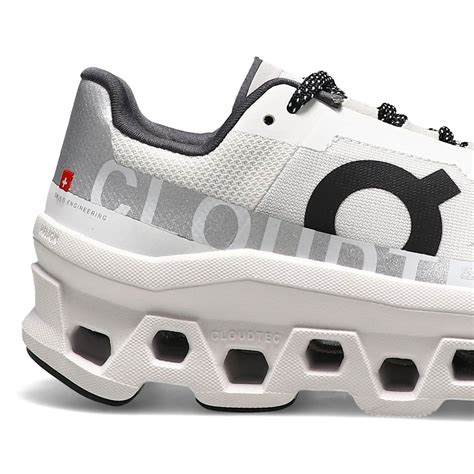 On Cloudmonster Undyed-White | White（オン クラウドモンスター-ホワイト） | atmos（アトモス ...