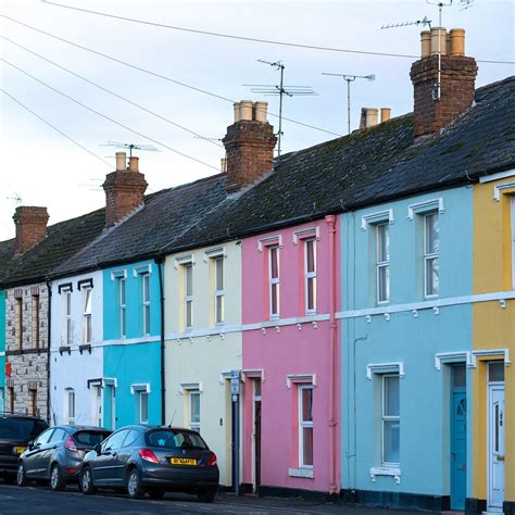 THE MULTI COLOURED HOUSES OF NETTLETON ROAD (2025) All You Need to Know ...