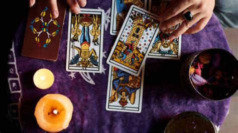 Tarot Card Reading for Today; October 9: Leo Will Likely Receive Help ...